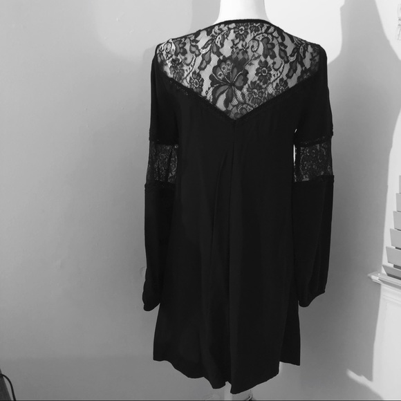 NWT Express black long sleeve shift dress w/ lace - Picture 2 of 4